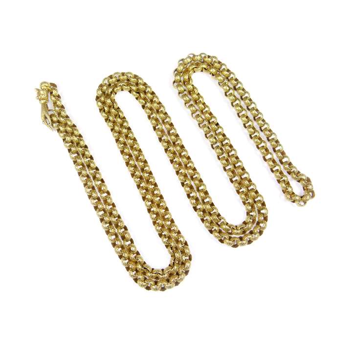 Early 19th century gold muff chain with a hand clasp